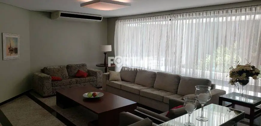 Foto 3 de Apartamento com 4 Quartos à venda, 304m² em Centro, Cascavel