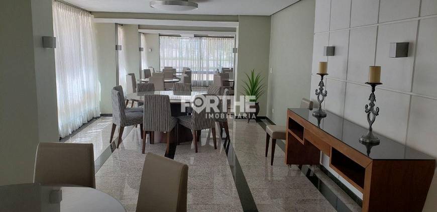 Foto 5 de Apartamento com 4 Quartos à venda, 304m² em Centro, Cascavel