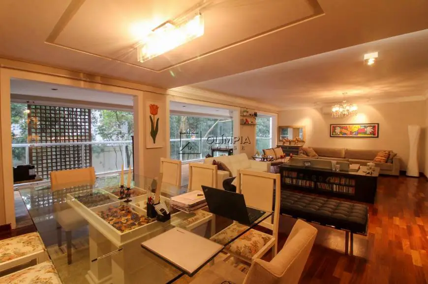 Foto 2 de Apartamento com 4 Quartos à venda, 246m² em Chácara Santo Antônio, São Paulo