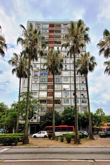 Foto 1 de Apartamento com 4 Quartos à venda, 139m² em Farroupilha, Porto Alegre