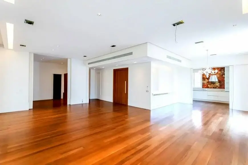 Foto 2 de Apartamento com 4 Quartos à venda, 415m² em Itaim Bibi, São Paulo