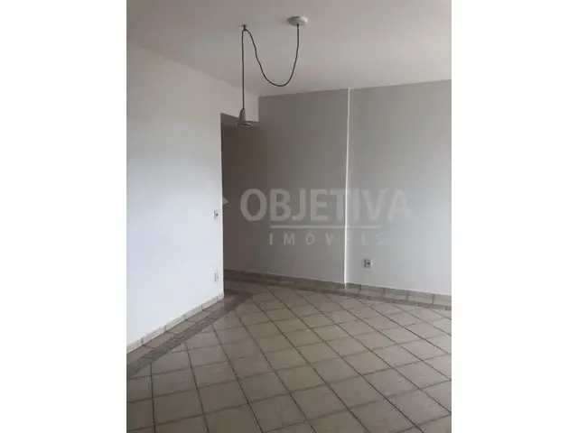 Foto 3 de Apartamento com 4 Quartos para alugar, 150m² em Osvaldo Rezende, Uberlândia