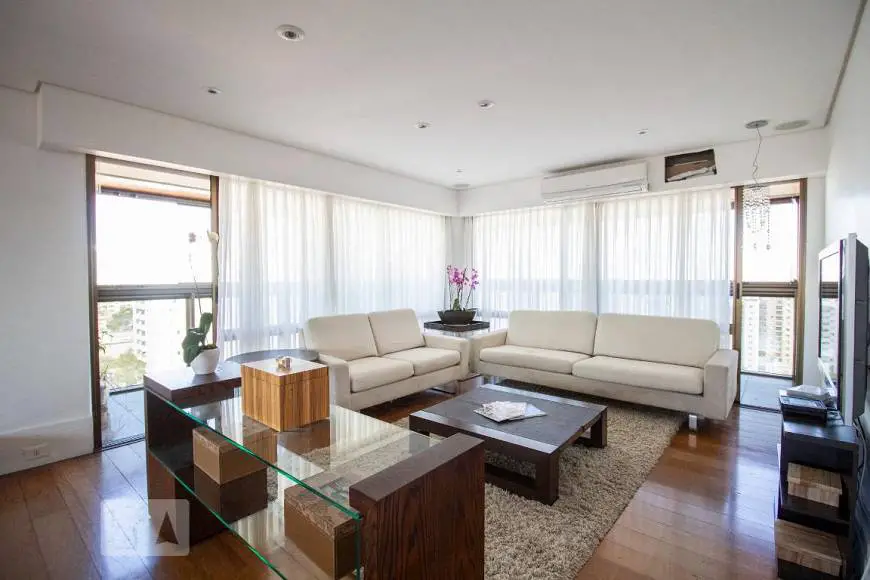 Foto 2 de Apartamento com 4 Quartos para alugar, 240m² em Pompeia, São Paulo