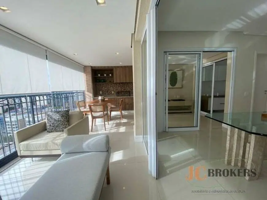 Foto 1 de Apartamento com 4 Quartos para alugar, 200m² em Vila Nova Conceição, São Paulo