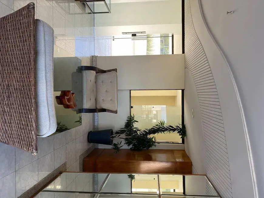 Foto 3 de Apartamento com 5 Quartos à venda, 230m² em Candelária, Natal