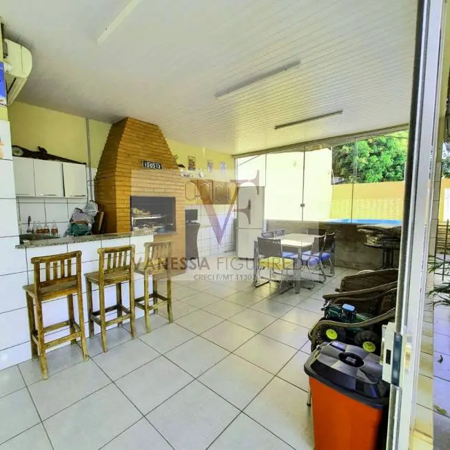Foto 2 de Casa com 1 Quarto à venda, 298m² em Jardim Califórnia, Cuiabá