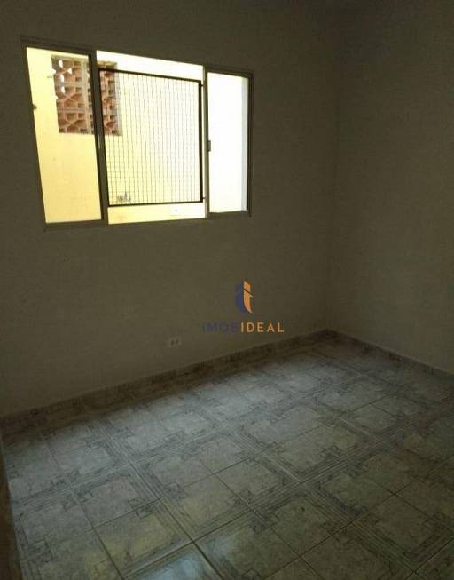 Foto 4 de Casa com 1 Quarto para alugar, 35m² em Vila Leonor, São Paulo