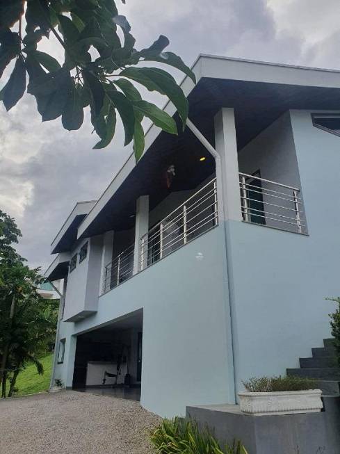 Foto 1 de Casa com 2 Quartos à venda, 250m² em Centro, Guabiruba