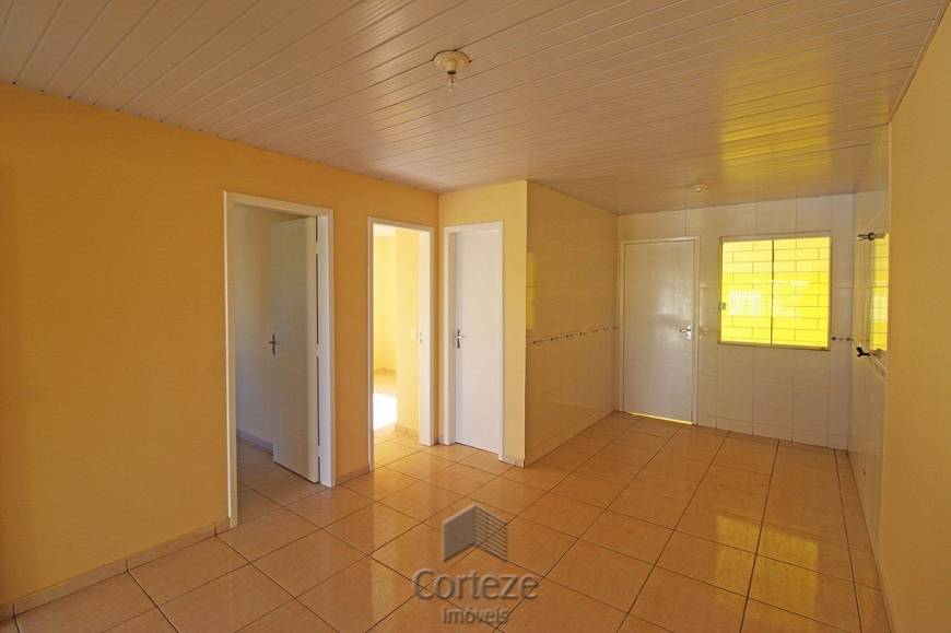 Foto 5 de Casa com 2 Quartos para alugar, 55m² em Gralha Azul, Fazenda Rio Grande