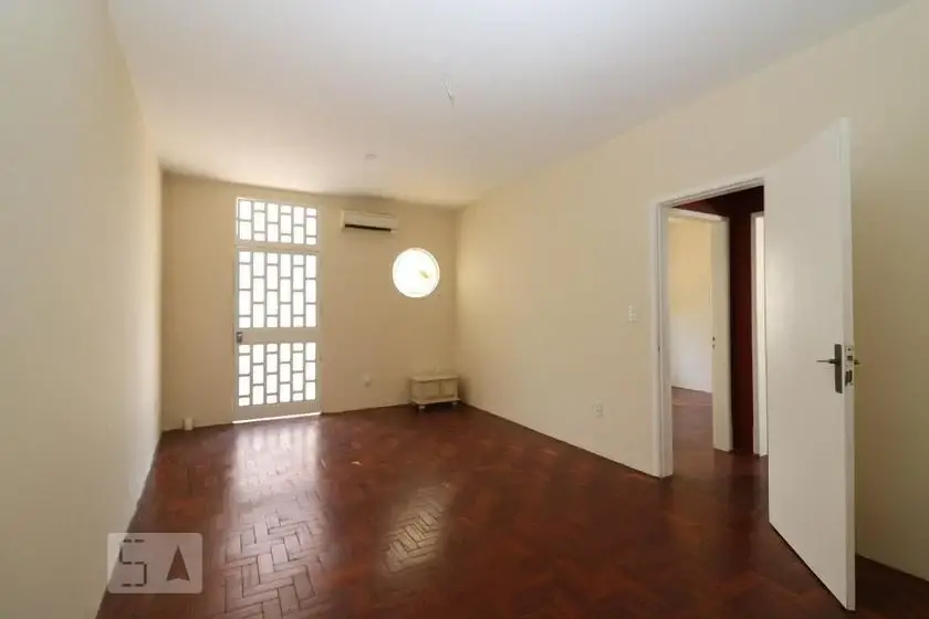 Foto 1 de Casa com 2 Quartos para alugar, 135m² em Petrópolis, Porto Alegre