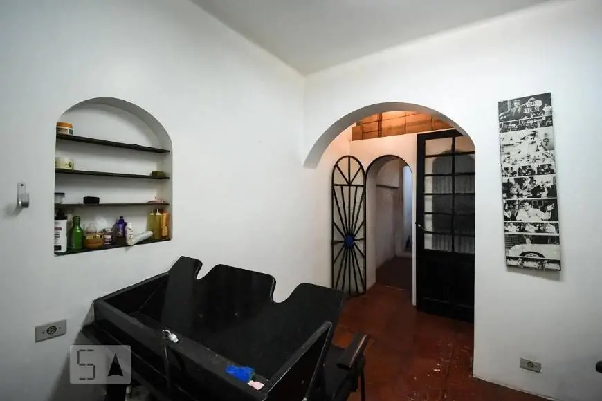 Foto 5 de Casa com 2 Quartos para alugar, 190m² em Pinheiros, São Paulo