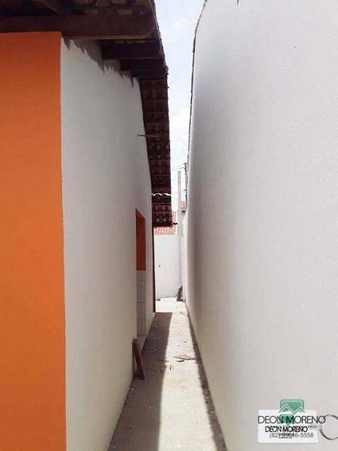 Foto 2 de Casa com 2 Quartos à venda, 69m² em Planalto, Arapiraca