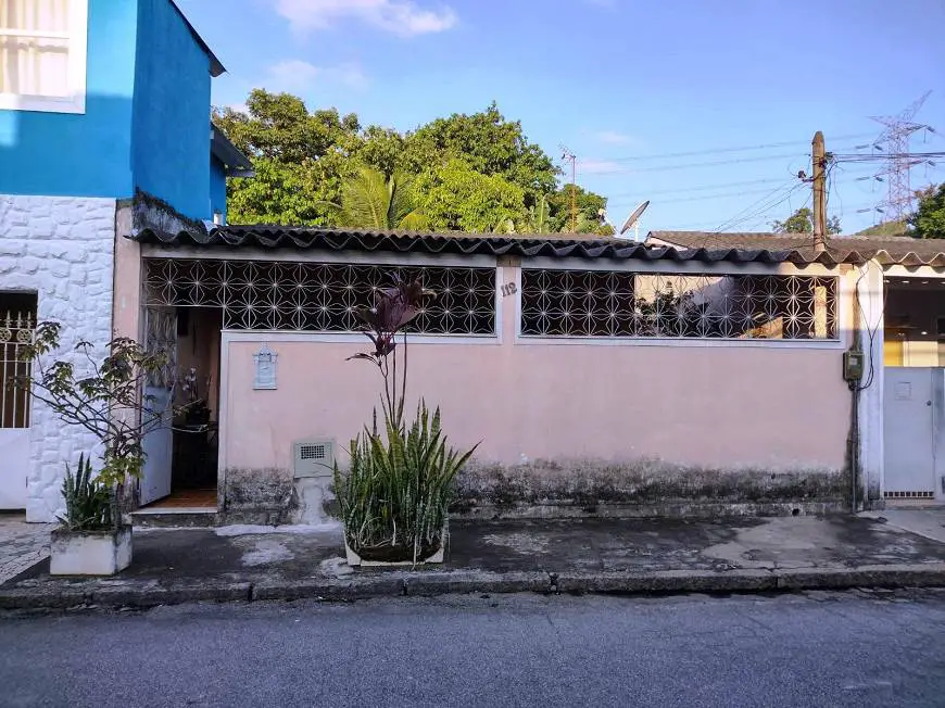 Foto 1 de Casa com 2 Quartos à venda, 100m² em Santíssimo, Rio de Janeiro
