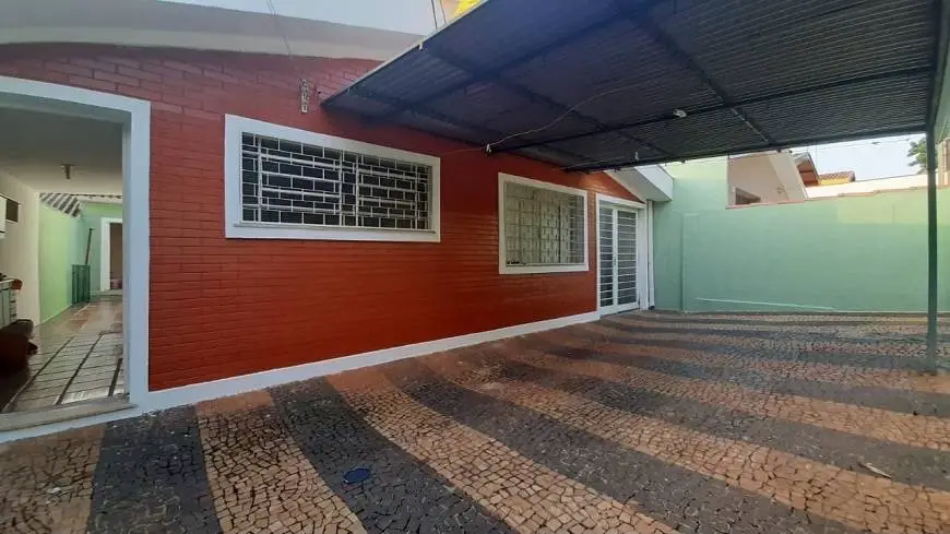 Foto 1 de Casa com 3 Quartos à venda, 150m² em Alecrim, Natal