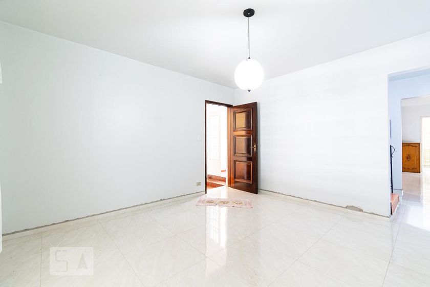 Foto 3 de Casa com 3 Quartos para alugar, 199m² em Jabaquara, São Paulo