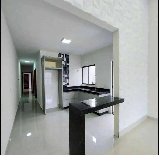 Foto 1 de Casa com 3 Quartos à venda, 100m² em Maraponga, Fortaleza
