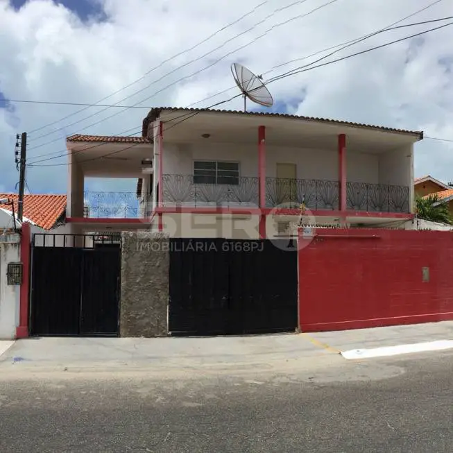 Foto 1 de Casa com 3 Quartos à venda, 214m² em Poço, Maceió