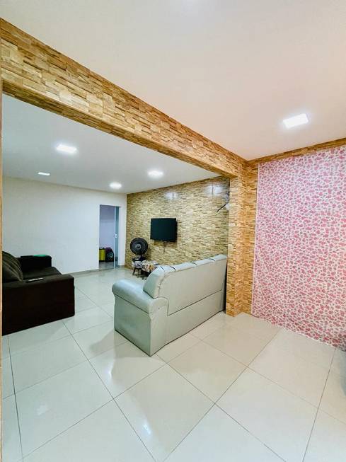 Foto 4 de Casa com 3 Quartos à venda, 120m² em Ramos, Rio de Janeiro