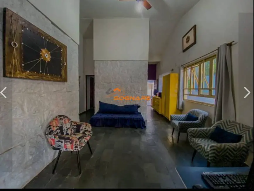 Foto 2 de Casa com 3 Quartos à venda, 720m² em Santa Rosa, Cuiabá