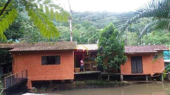 Foto 1 de Casa com 3 Quartos à venda, 1000m² em Sumaré, Caraguatatuba