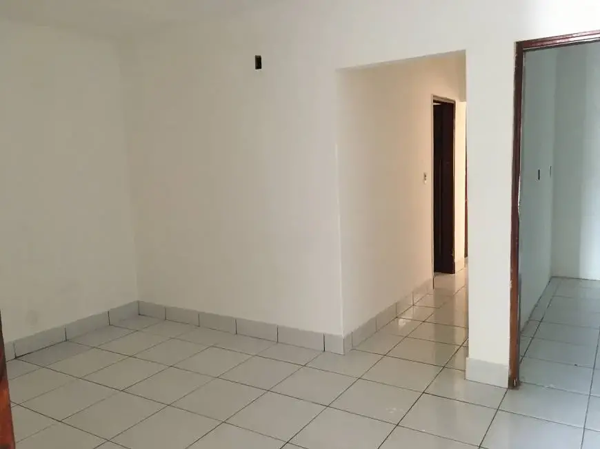Foto 3 de Casa com 3 Quartos para alugar, 155m² em Taguatinga Norte, Brasília
