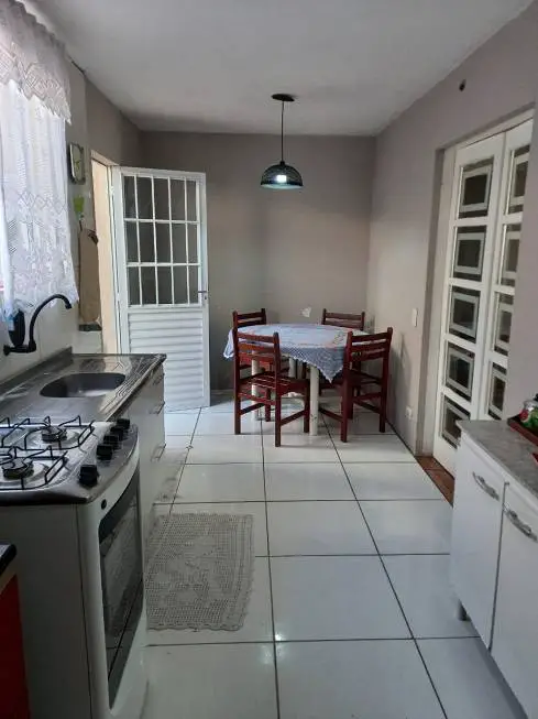 Foto 1 de Casa com 3 Quartos à venda, 70m² em Vila Amorim, Suzano
