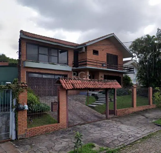 Foto 1 de Casa com 3 Quartos para alugar, 255m² em Vila Assunção, Porto Alegre