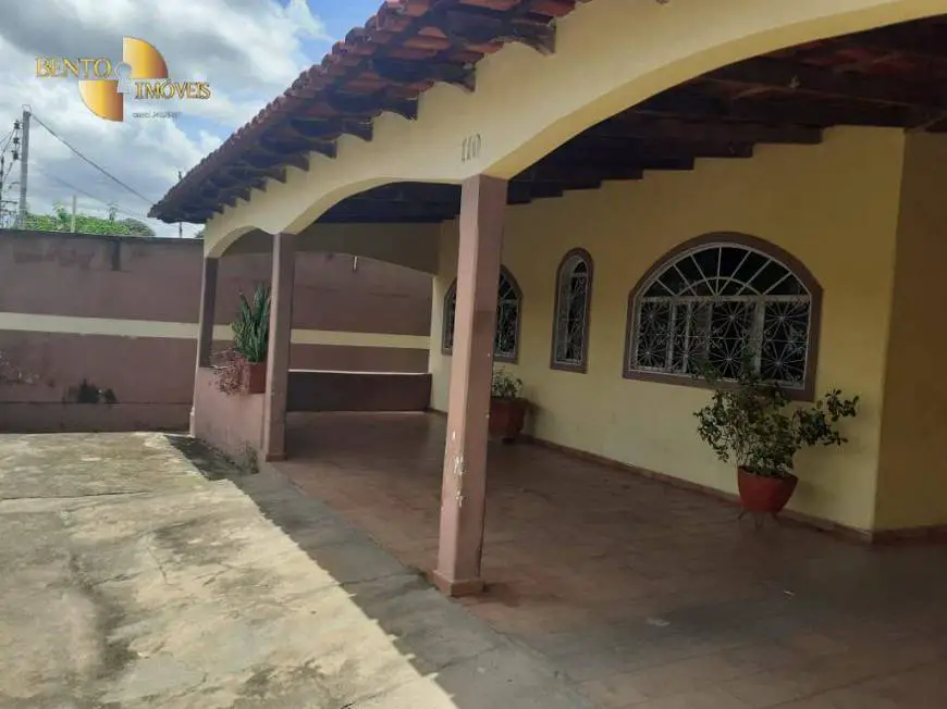 Foto 1 de Casa com 4 Quartos à venda, 253m² em Parque Ohara, Cuiabá
