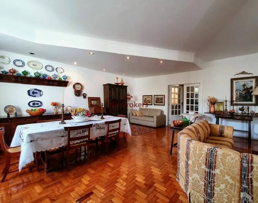 Foto 4 de Casa com 4 Quartos para alugar, 284m² em Serra, Belo Horizonte