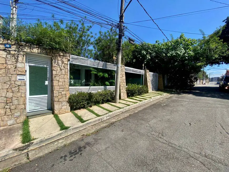 Foto 1 de Casa com 4 Quartos à venda, 310m² em Vila Harmonia, Guarulhos