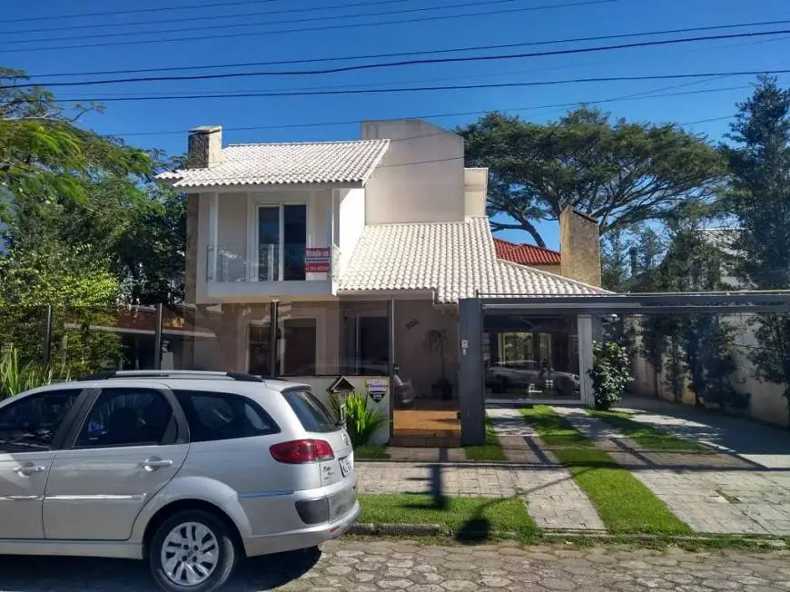 Foto 3 de Casa com 9 Quartos à venda, 350m² em Jurerê, Florianópolis