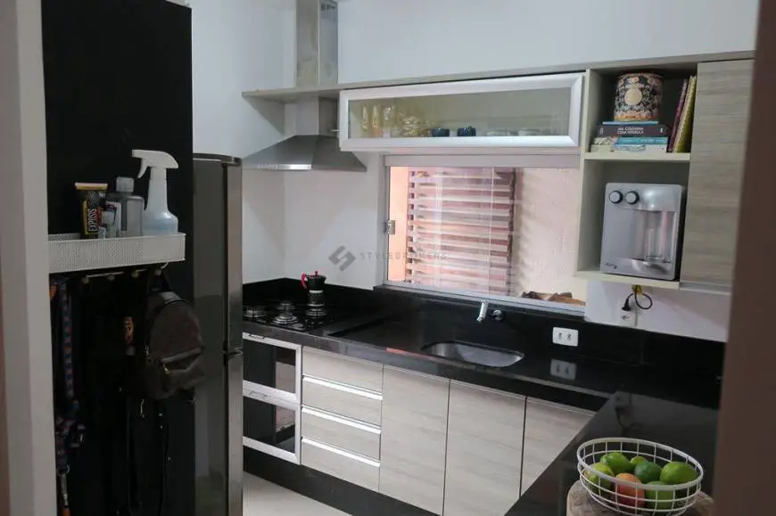 Foto 3 de Casa de Condomínio com 2 Quartos à venda, 90m² em Alvorada, Cuiabá