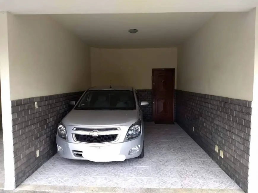 Foto 1 de Casa de Condomínio com 2 Quartos à venda, 128m² em Jardim Sulacap, Rio de Janeiro