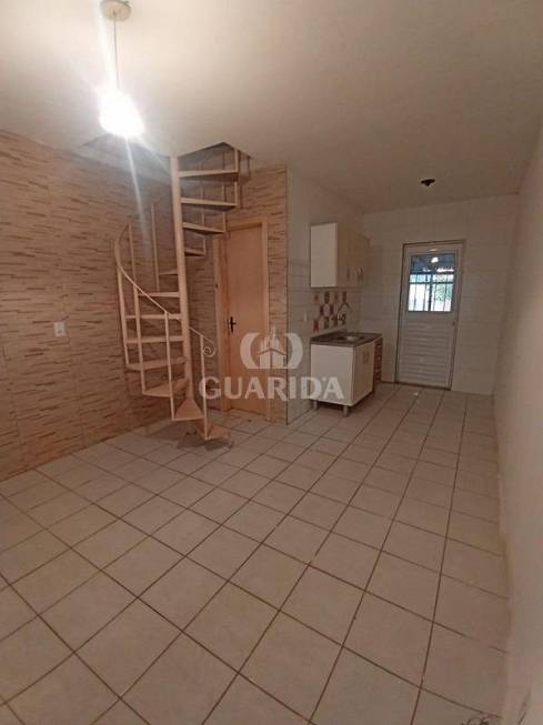 Foto 1 de Casa de Condomínio com 2 Quartos para alugar, 70m² em Restinga, Porto Alegre