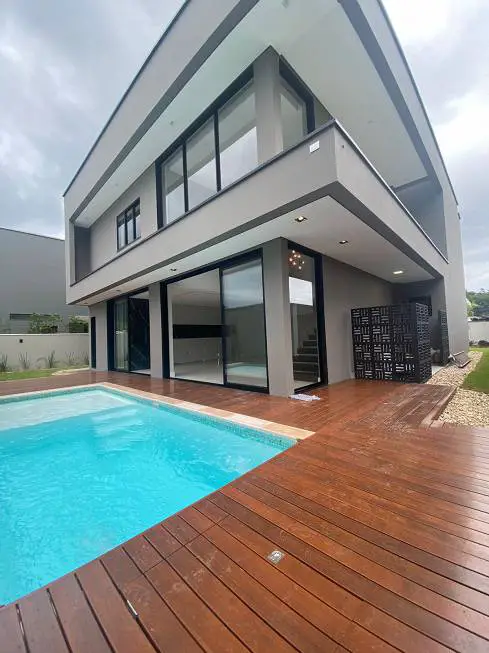 Foto 1 de Casa de Condomínio com 3 Quartos à venda, 415m² em Pirabeiraba Pirabeiraba, Joinville