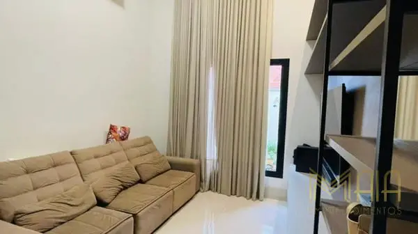 Foto 2 de Casa de Condomínio com 3 Quartos à venda, 247m² em Ribeirão do Lipa, Cuiabá
