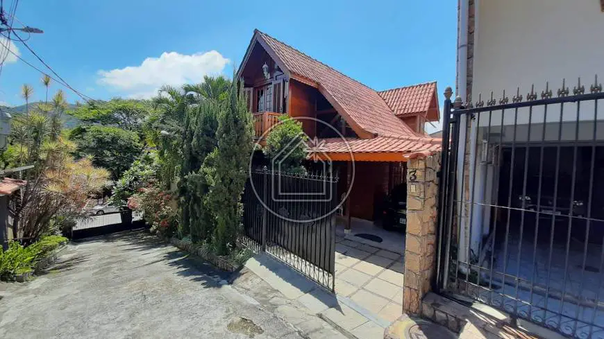 Foto 1 de Casa de Condomínio com 3 Quartos à venda, 138m² em Taquara, Rio de Janeiro