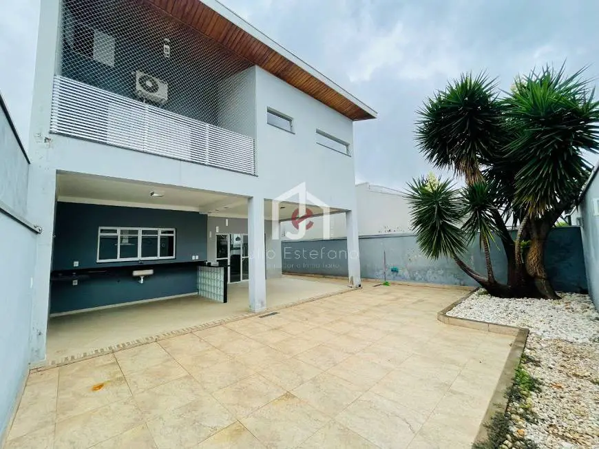 Foto 1 de Casa de Condomínio com 3 Quartos para alugar, 213m² em , Tremembé