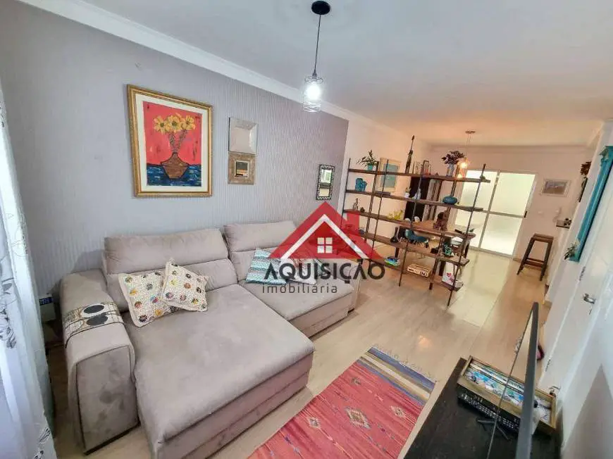 Foto 1 de Casa de Condomínio com 3 Quartos à venda, 111m² em Uberaba, Curitiba