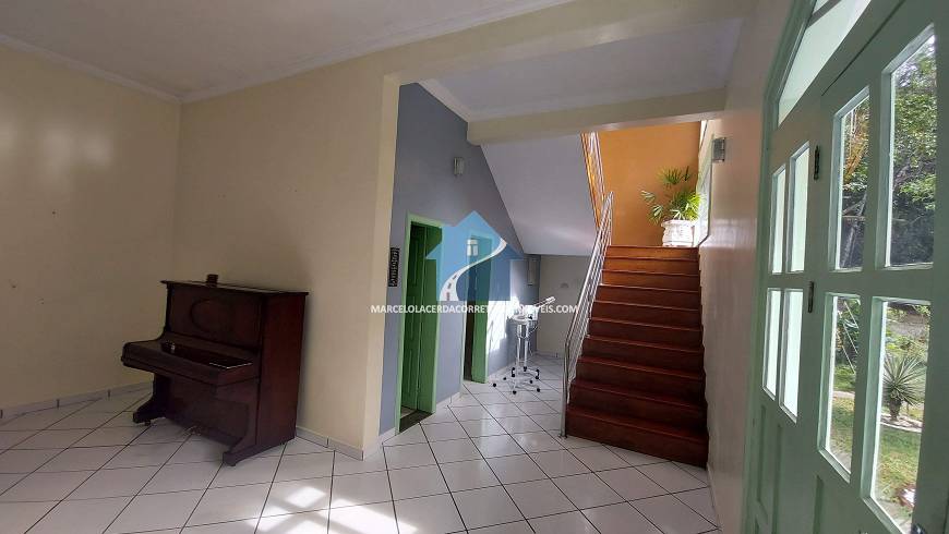 Foto 3 de Casa de Condomínio com 5 Quartos para alugar, 800m² em Ponta Negra, Manaus
