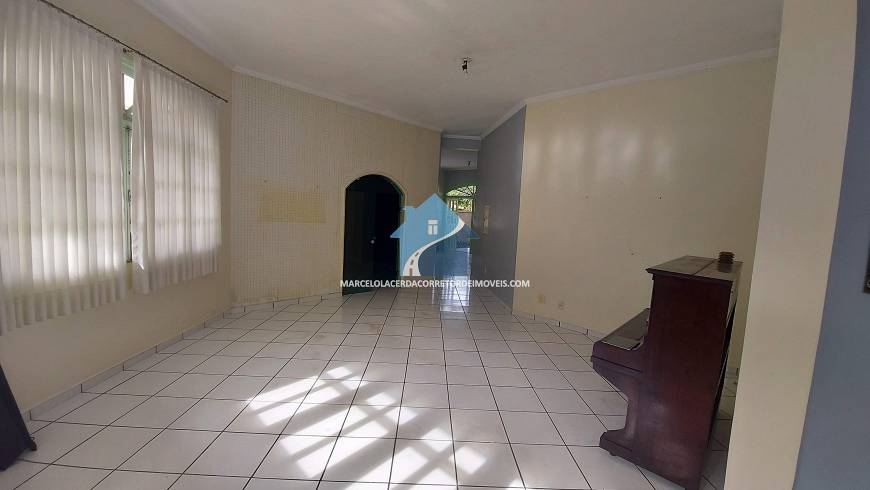 Foto 5 de Casa de Condomínio com 5 Quartos para alugar, 800m² em Ponta Negra, Manaus
