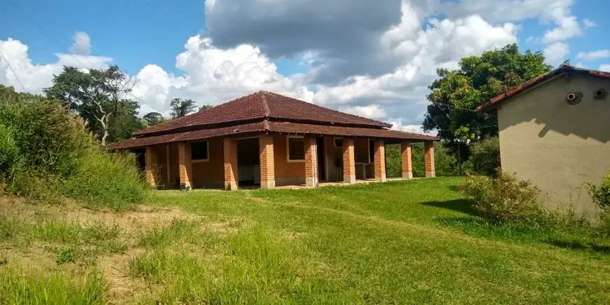 Foto 1 de Chácara com 5 Quartos à venda, 550m² em Zona Rural, Tuiuti