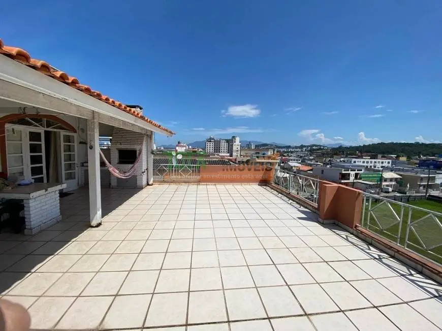 Foto 1 de Cobertura com 4 Quartos à venda, 202m² em Kobrasol, São José