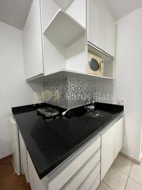 Foto 3 de Flat com 1 Quarto para alugar, 27m² em Pinheiros, São Paulo