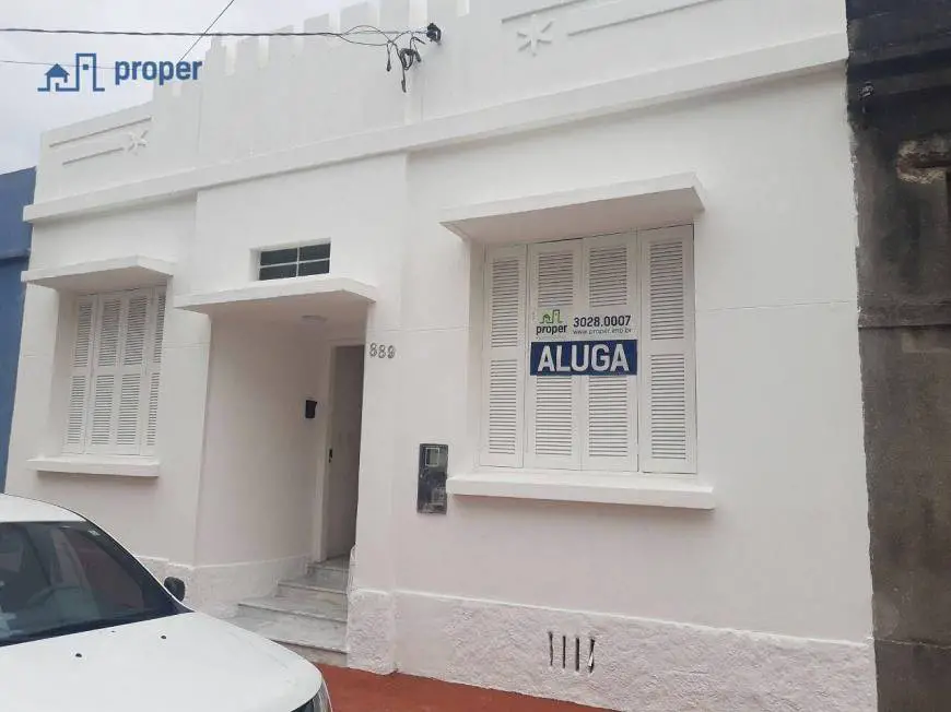 Foto 1 de Kitnet com 1 Quarto para alugar, 40m² em Centro, Pelotas