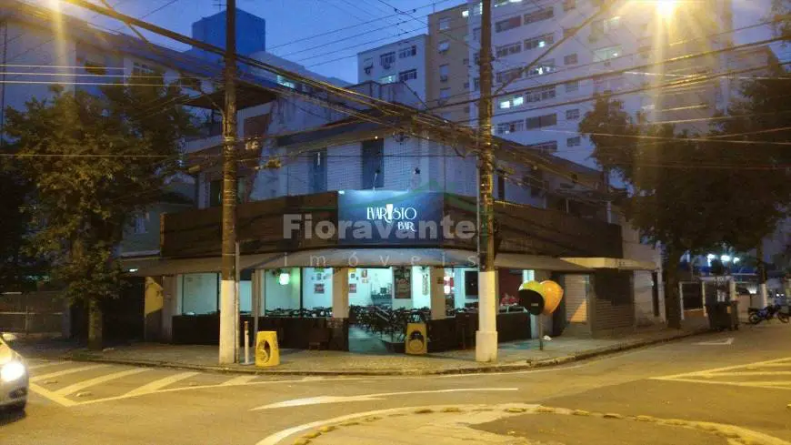Foto 1 de Sobrado com 3 Quartos à venda, 304m² em Campo Grande, Santos