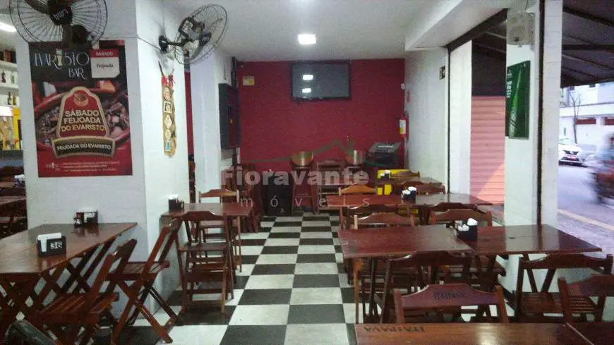 Foto 2 de Sobrado com 3 Quartos à venda, 304m² em Campo Grande, Santos