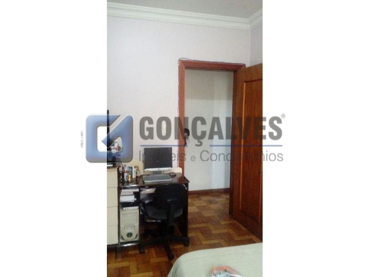 Foto 3 de Sobrado com 3 Quartos à venda, 200m² em Ferrazópolis, São Bernardo do Campo