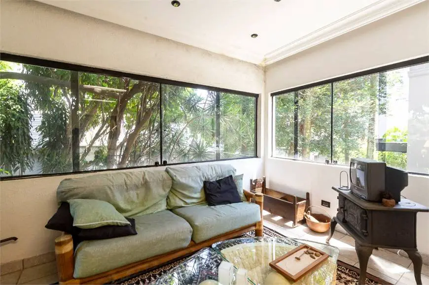 Foto 1 de Sobrado com 6 Quartos para venda ou aluguel, 800m² em Jardim América, São Paulo