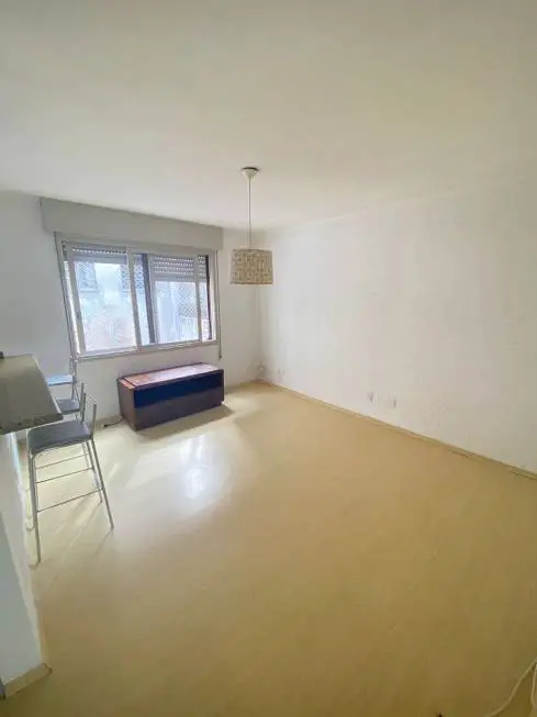 Foto 2 de Apartamento com 1 Quarto para alugar, 65m² em Auxiliadora, Porto Alegre